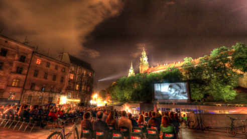 Dzisiaj letnie Kino Pod Wawelem przenosi się na Rynek