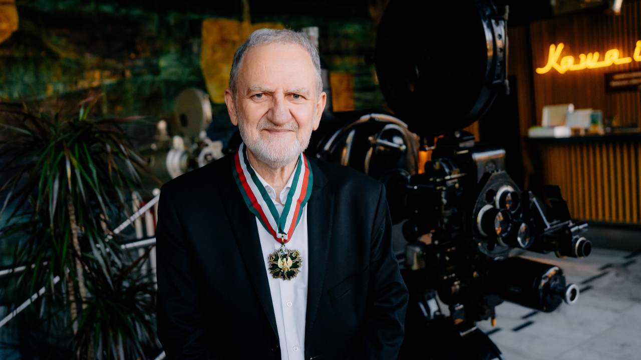 „Zawsze prowadził mnie hejnał”. Krzysztof Gierat uhonorowany Złotym Medalem „Zasłużony Kulturze Gloria Artis”