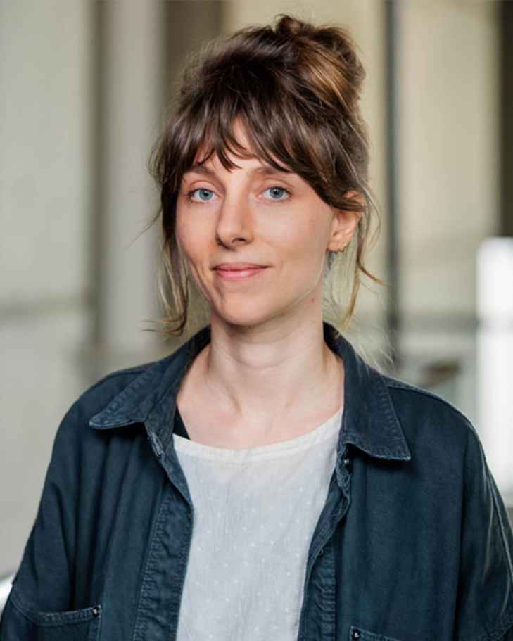 Réka Bucsi , portret jurora